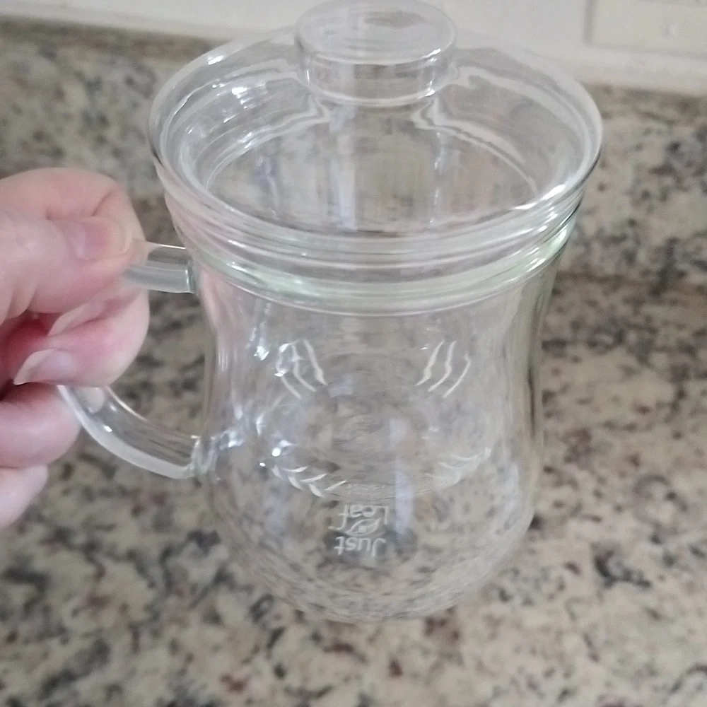 Clear Glass Teapot / Teacup with inner cup with slits, Lid & Handle for Brewing